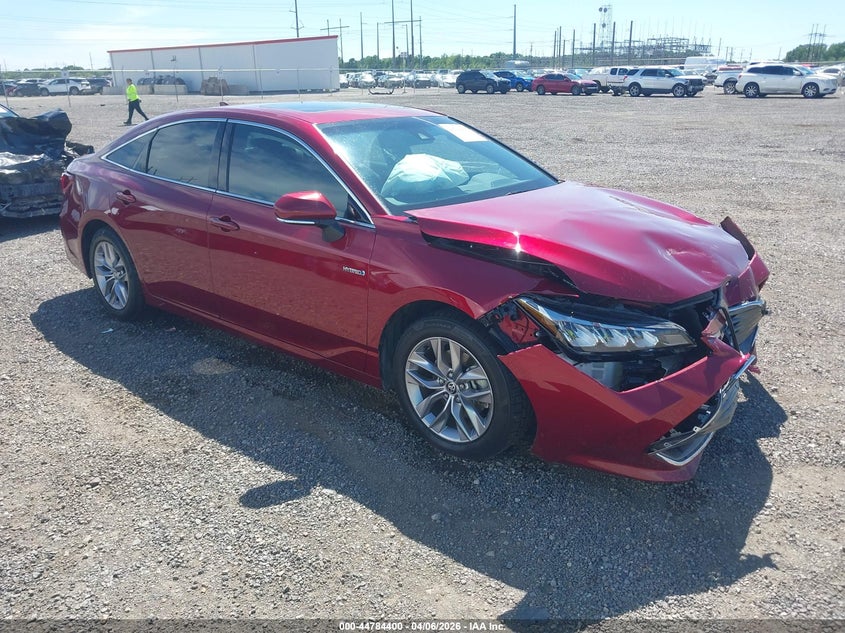2021 Toyota Avalon Xle Hybrid