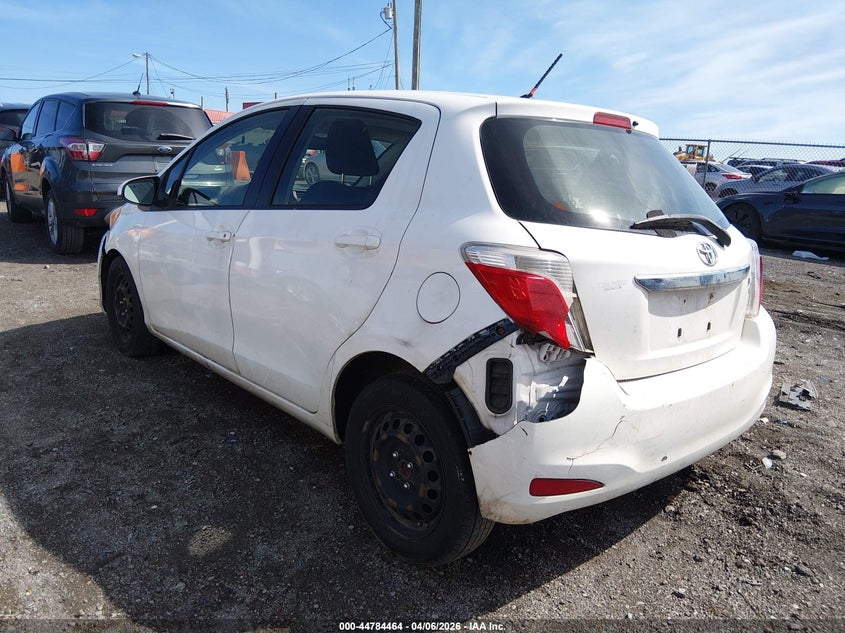2013 Toyota Yaris Le