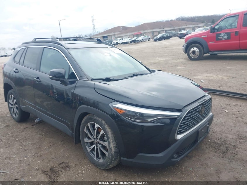 2023 TOYOTA COROLLA CROSS XLE
