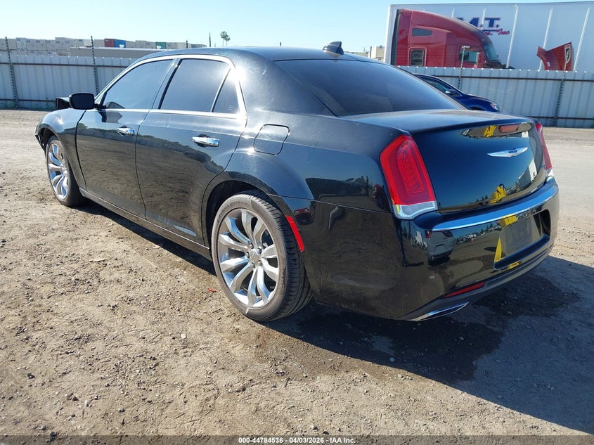 2016 Chrysler 300C