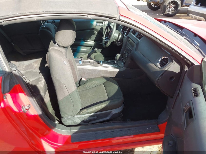 2013 Ford Mustang V6