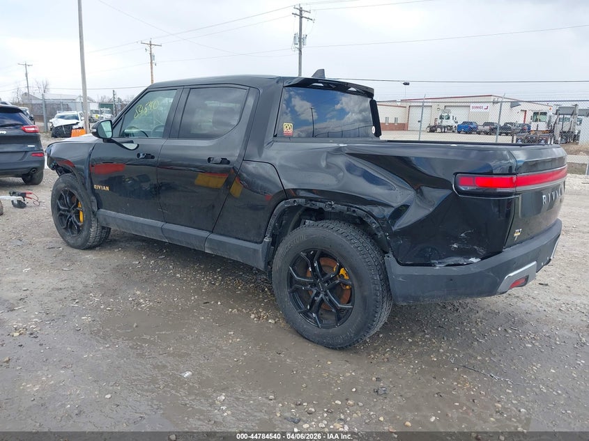 2022 Rivian R1T Adventure
