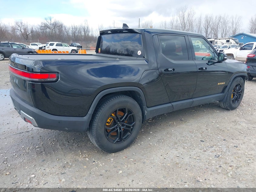 2022 Rivian R1T Adventure