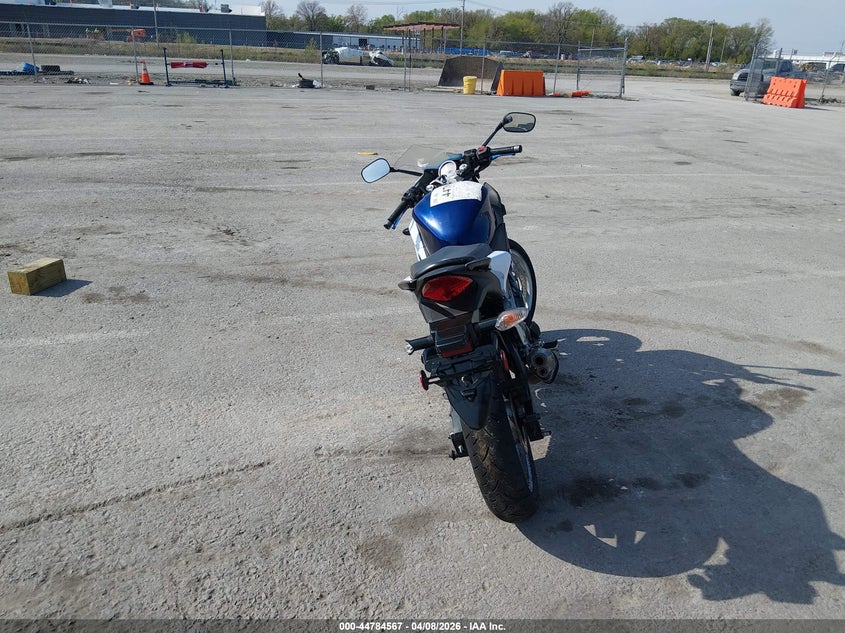 2012 Honda Cbr250 R VIN: MLHMC4102C5200333 Lot: 44784567