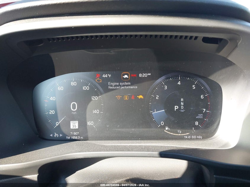 2020 Volvo Xc40 T5 R-Design VIN: YV4162UM2L2288430 Lot: 44784586