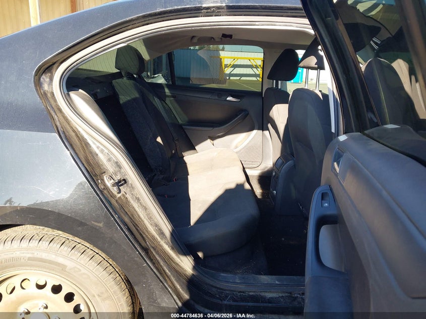 2013 VOLKSWAGEN JETTA auction photo 8