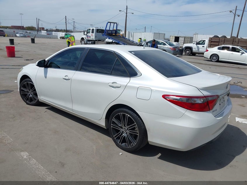 2016 Toyota Camry Se