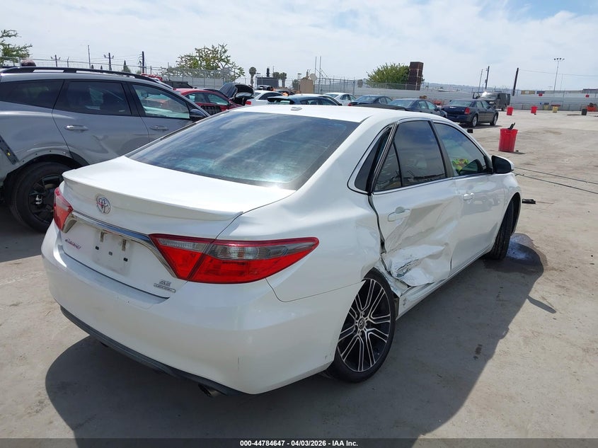 2016 Toyota Camry Se
