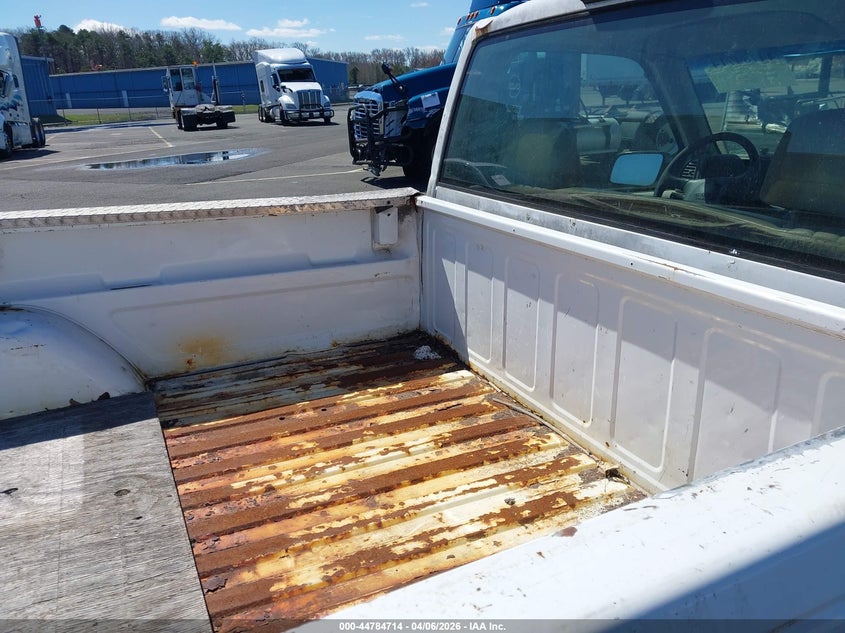 1996 GMC Sierra K2500 VIN: 1GTGK24R8TE500749 Lot: 44784714