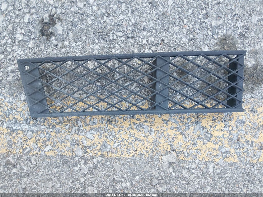 2011 BMW 750I xDrive VIN: WBAKC6C58BC394632 Lot: 44784719