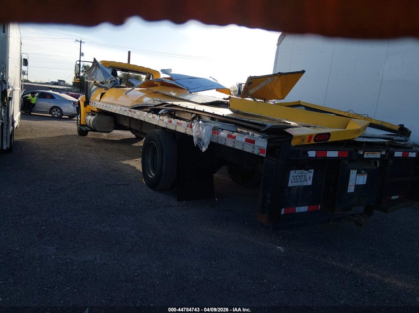 2019 International Durastar 4300