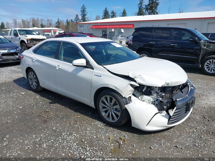 2015 Toyota Camry Hybrid Xle