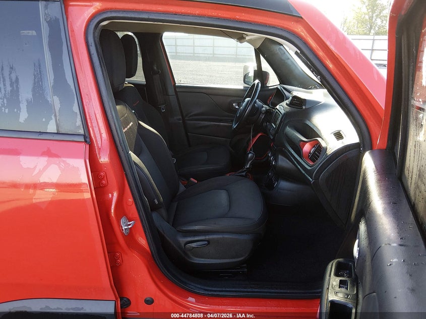 2015 Jeep Renegade Trailhawk