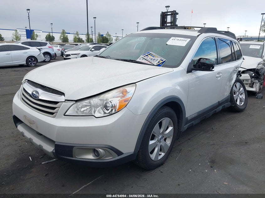 2012 Subaru Outback 2.5 2.5I Limited white Lot 111044784994 Vin 4S4BRBKC9C3292473
