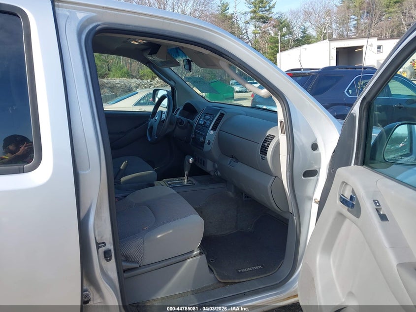 2010 Nissan Frontier Se