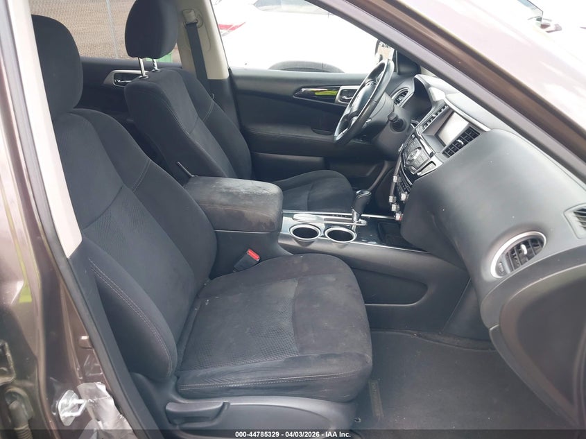 2015 Nissan Pathfinder Sv