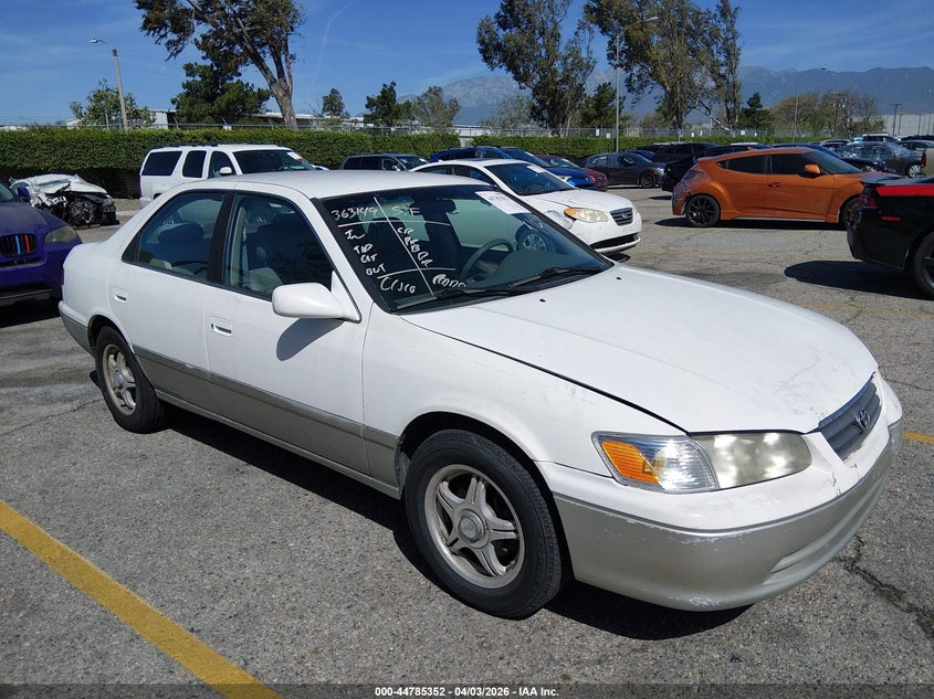 2000 Toyota Camry Le