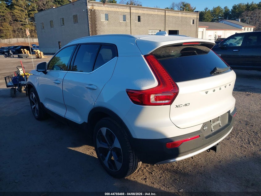 2023 Volvo Xc40 B5 Plus Bright Theme VIN: YV4L12UN4P2929308 Lot: 44785488