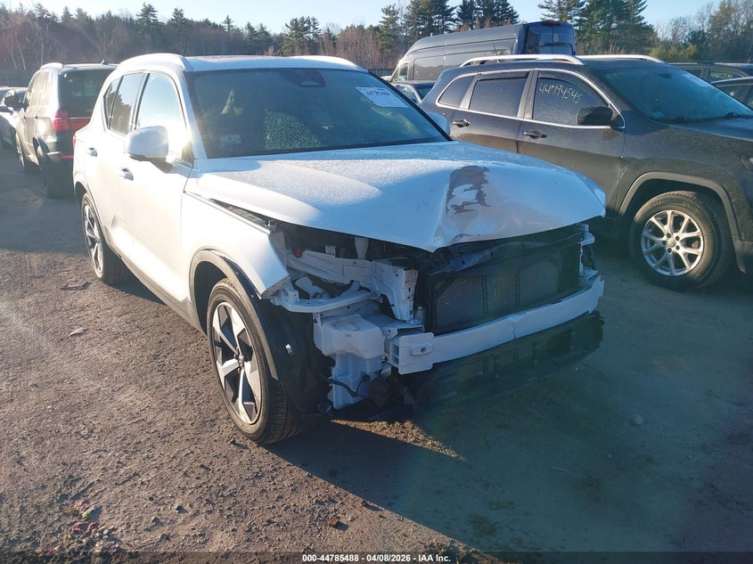 2023 Volvo Xc40 B5 Plus Bright Theme VIN: YV4L12UN4P2929308 Lot: 44785488