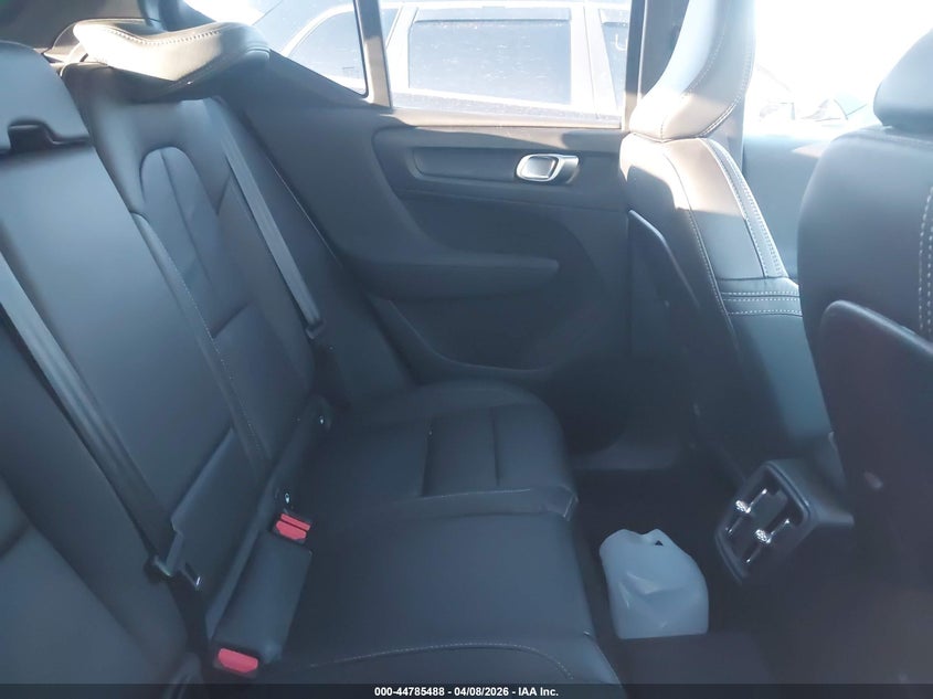 2023 Volvo Xc40 B5 Plus Bright Theme VIN: YV4L12UN4P2929308 Lot: 44785488