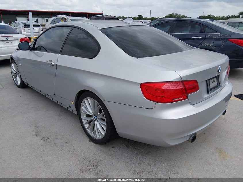 2011 BMW 335I