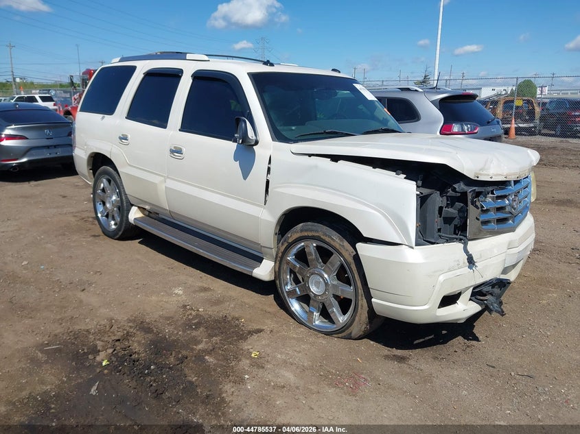 2003 Cadillac Escalade Standard