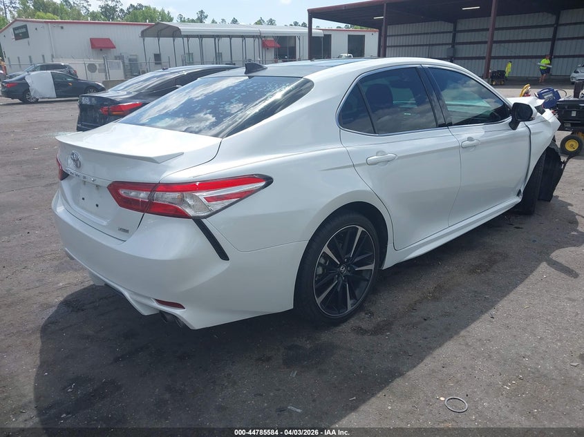 2020 Toyota Camry Xse