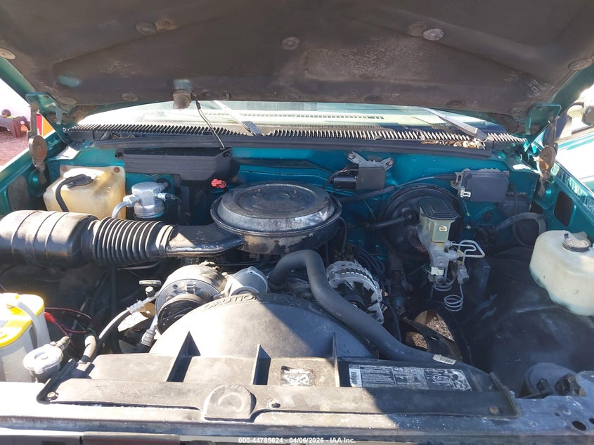 1993 GMC Sierra VIN: 1GTDC14K2P7518126 Lot: 44785624