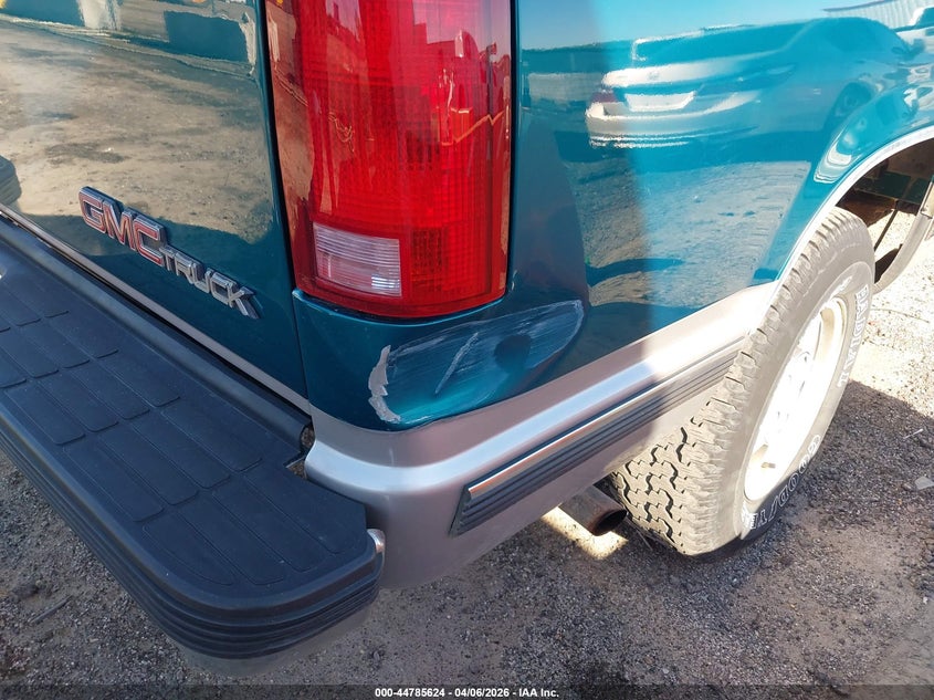 1993 GMC Sierra VIN: 1GTDC14K2P7518126 Lot: 44785624