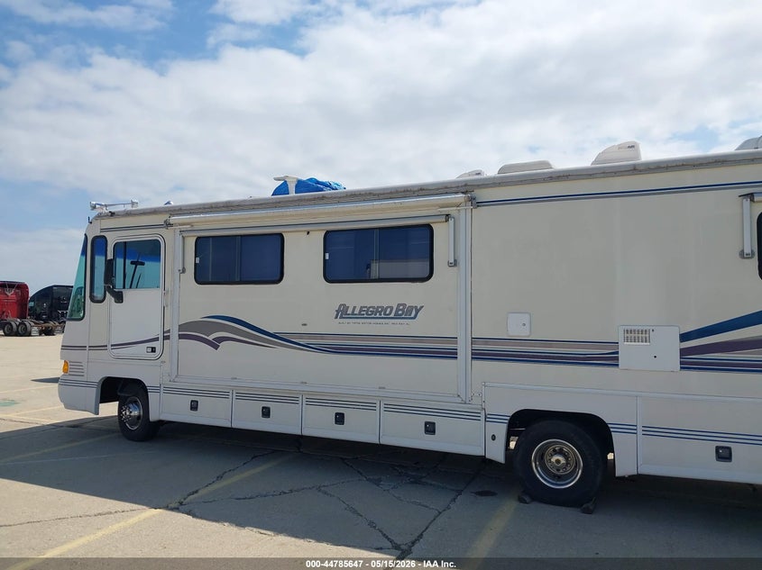 1997 FORD F530 auction photo 6