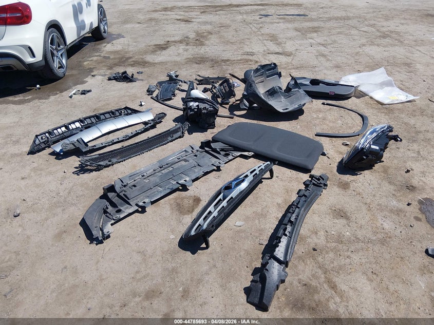 2015 Mercedes-Benz Gla 250 4Matic VIN: WDCTG4GB3FJ033711 Lot: 44785693