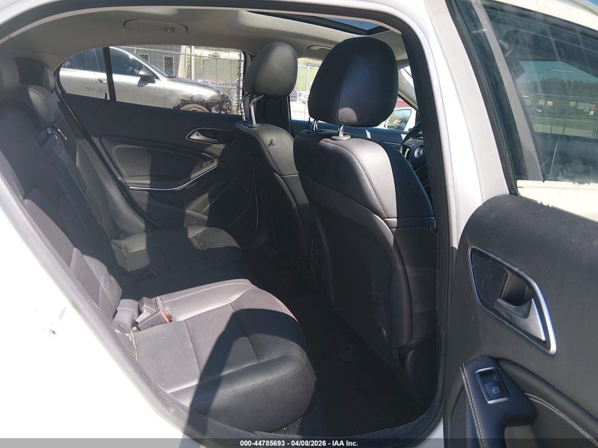 2015 Mercedes-Benz Gla 250 4Matic VIN: WDCTG4GB3FJ033711 Lot: 44785693