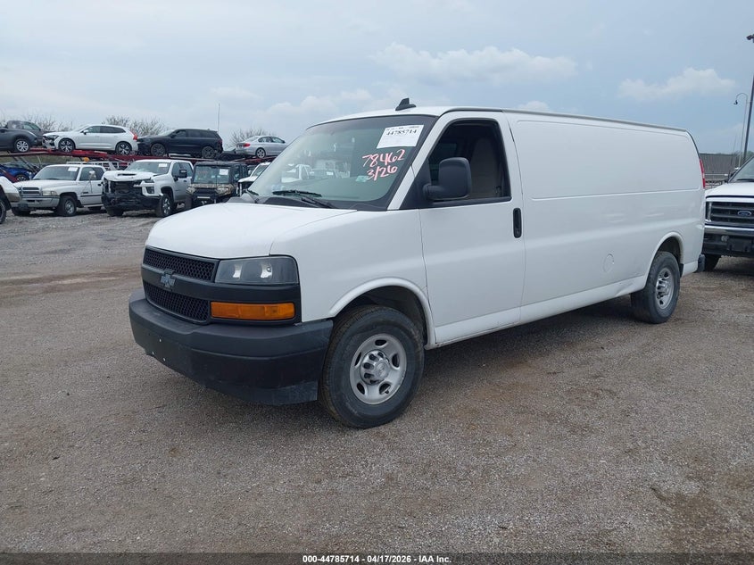 2018 Chevrolet Express 3500 Work Van 1GCZGHFG3J1309981 photo 1