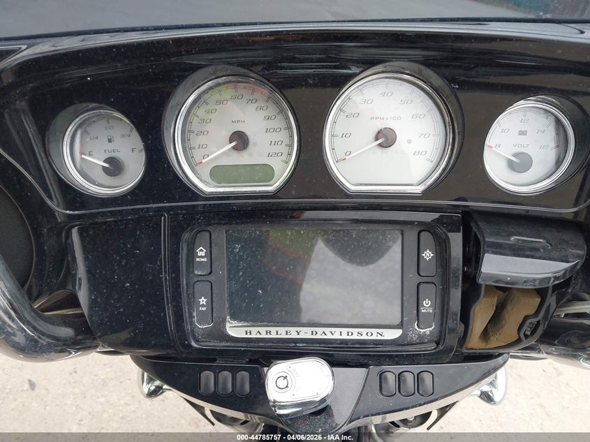 2017 Harley-Davidson Flhxs Street Glide Special VIN: 1HD1KRC16HB670576 Lot: 44785757