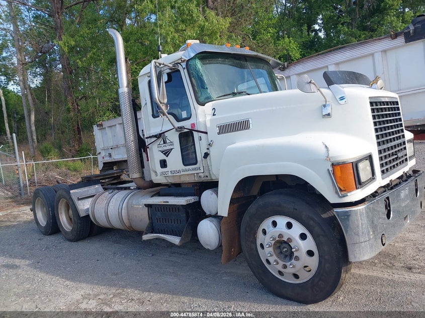 2016 MACK 600 CHU600