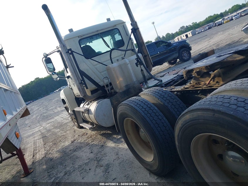 2016 OTHER MACK 600 CHU600 TRUCK N/A