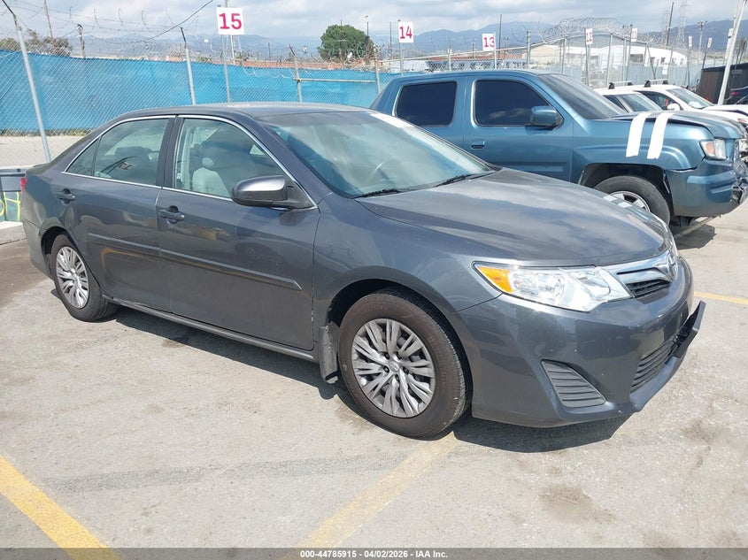 2014 Toyota Camry Le
