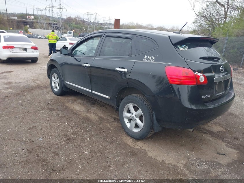 2013 Nissan Rogue S