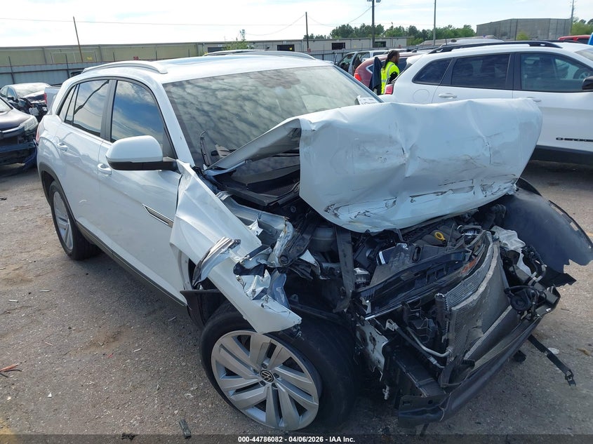 1V2JE2CA8NC221825 2022 Volkswagen Atlas Cross Sport 3.6L V6 Se W/Technology auction photo 1