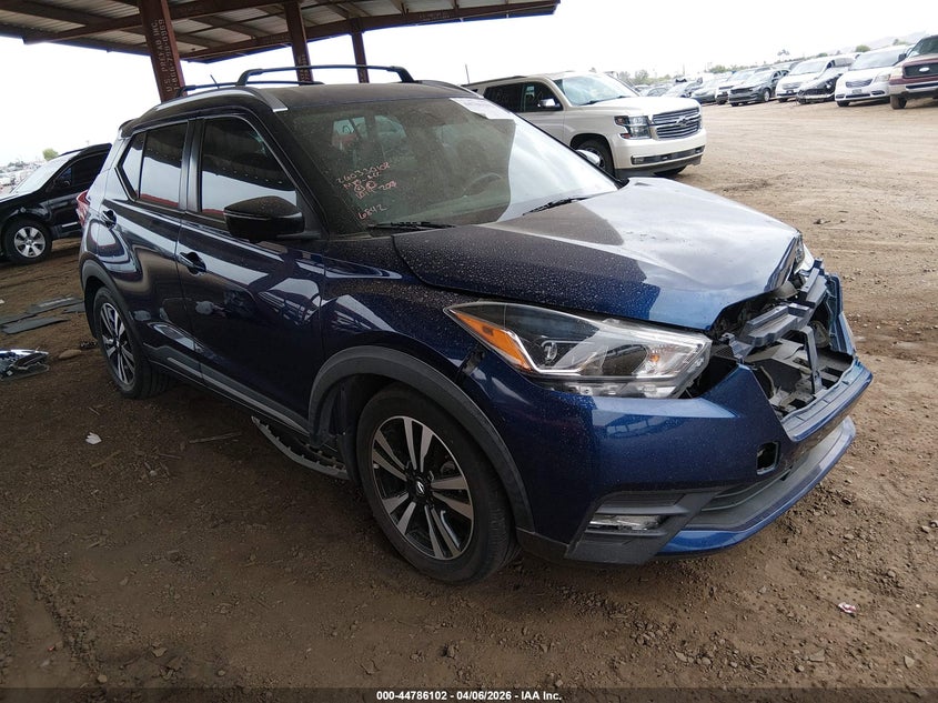 2020 Nissan Kicks Sr Xtronic Cvt