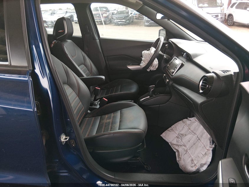 2020 Nissan Kicks Sr Xtronic Cvt