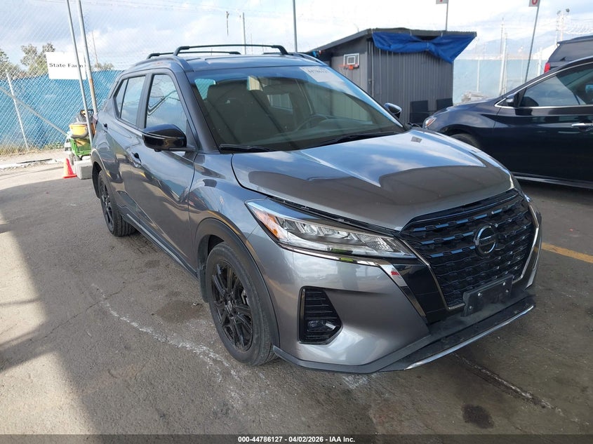 2021 Nissan Kicks Sr Xtronic Cvt