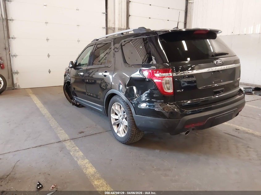 Vin: 1fm5k7d80fga17868, lot: 45283387, ford explorer xlt 20153
