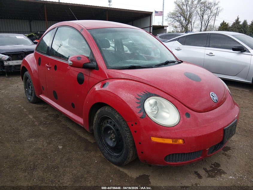 2010 Volkswagen New Beetle 2.5L Final Edition