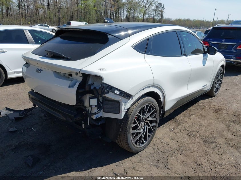 Vin: 3fmtk4sx5nma03632, lot: 45283763, ford mustang mach-e gt 20224