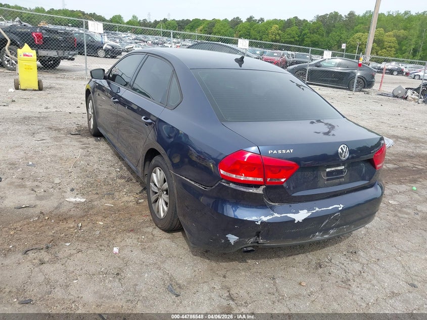 2014 Volkswagen Passat 1.8T Wolfsburg Edition