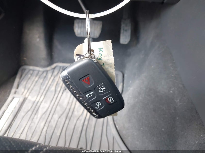 2018 Land Rover Range Rover Velar P380 S VIN: SALYB2RV2JA747210 Lot: 44786685