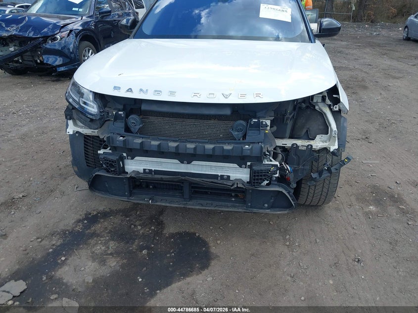2018 Land Rover Range Rover Velar P380 S VIN: SALYB2RV2JA747210 Lot: 44786685