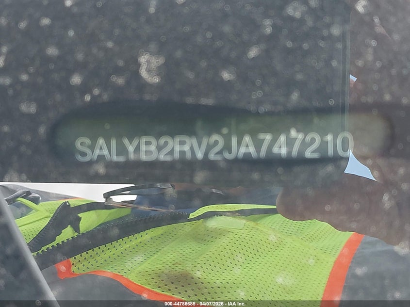 2018 Land Rover Range Rover Velar P380 S VIN: SALYB2RV2JA747210 Lot: 44786685