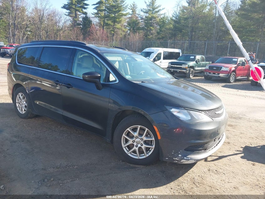 2021 Chrysler Voyager Lxi